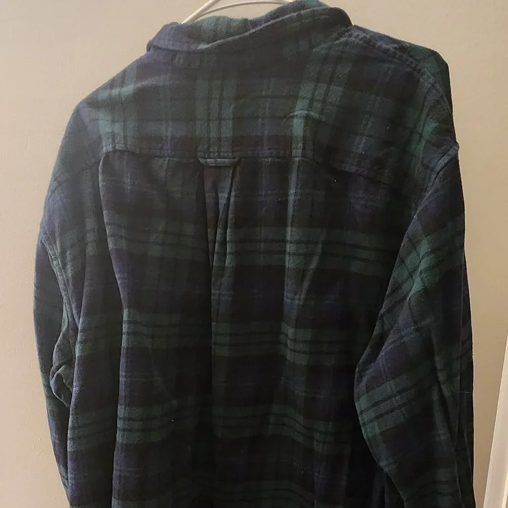 Lands' End Cotton Casual Button-Down Shirts for Men - Picture 3 of 5